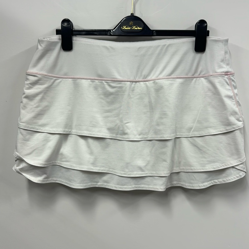 Athleta white tiered skirt skirt xL